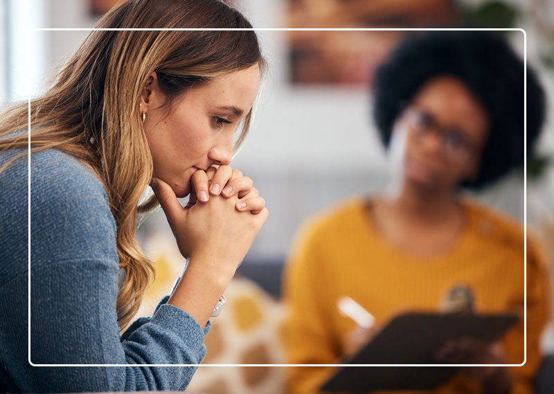 What is the process of an EMDR therapy session like?